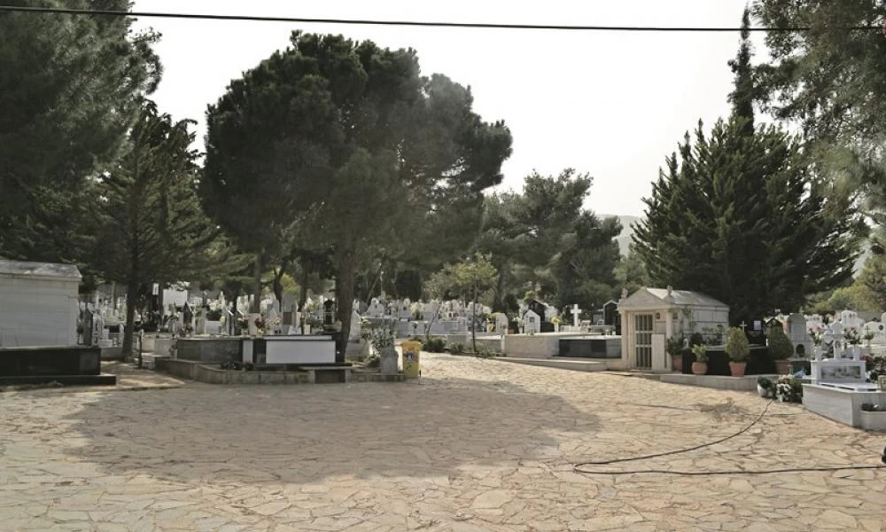 Μάτι: Αυτό είναι το φρικτό μυστικό του νεκροταφείου της Νέας Μάκρης - Εικόνα